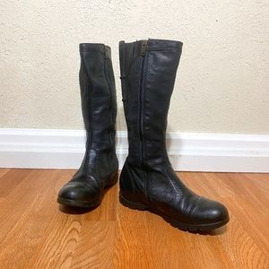 Palladium Women’s Knee High Zip Up Boots